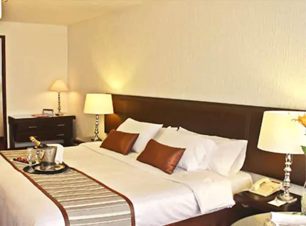 מורליה Hotel Ceo מראה חיצוני תמונה